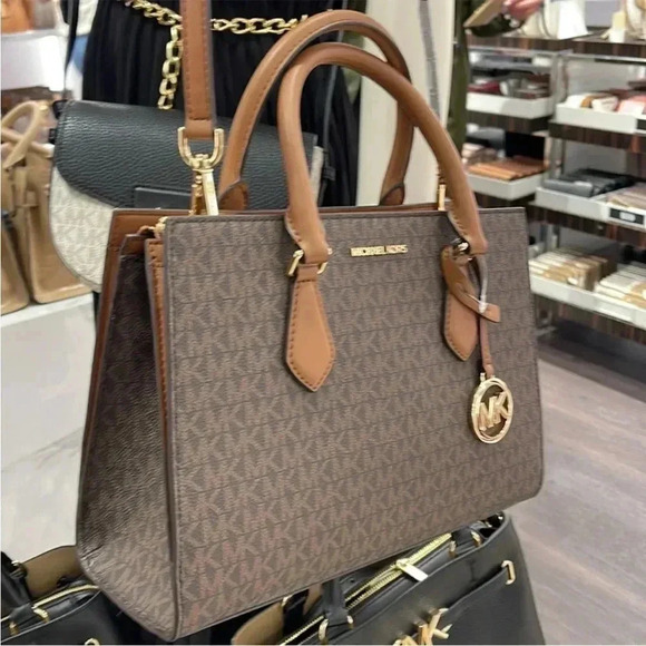 Michael Kors Sheila Medium Center Zip Satchel Bag - Picture 3 of 16